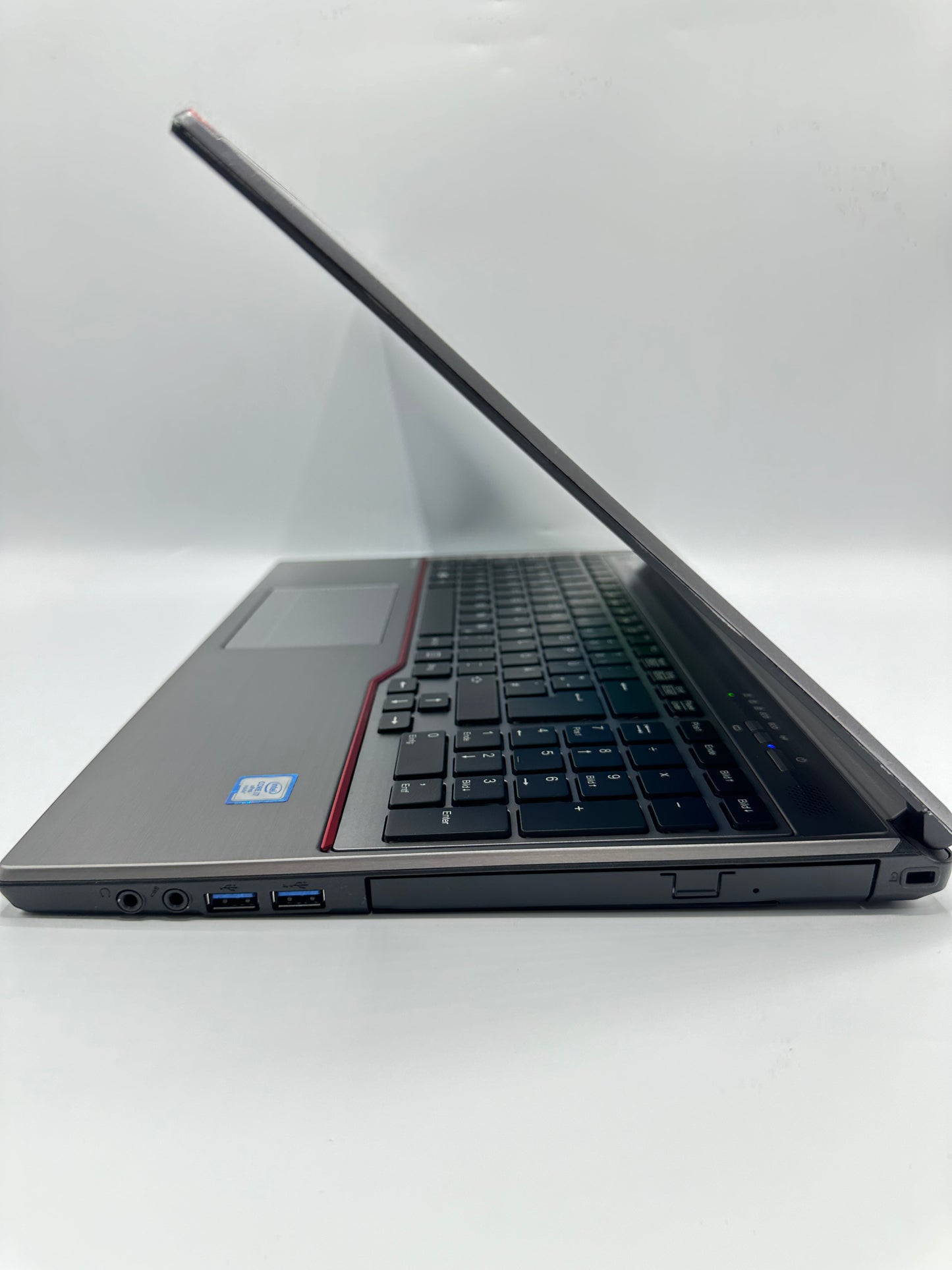 FUJITSU LIFEBOOK E756